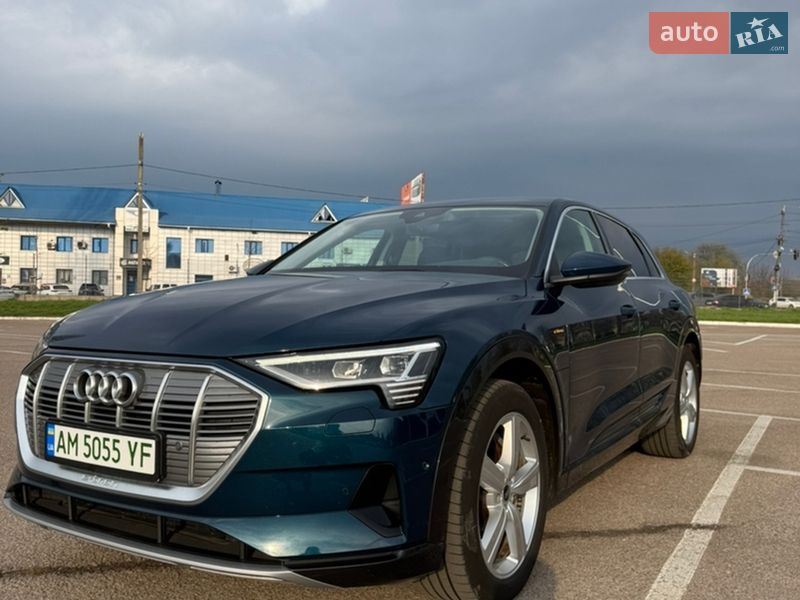 Внедорожник / Кроссовер Audi e-tron 2021 в Житомире