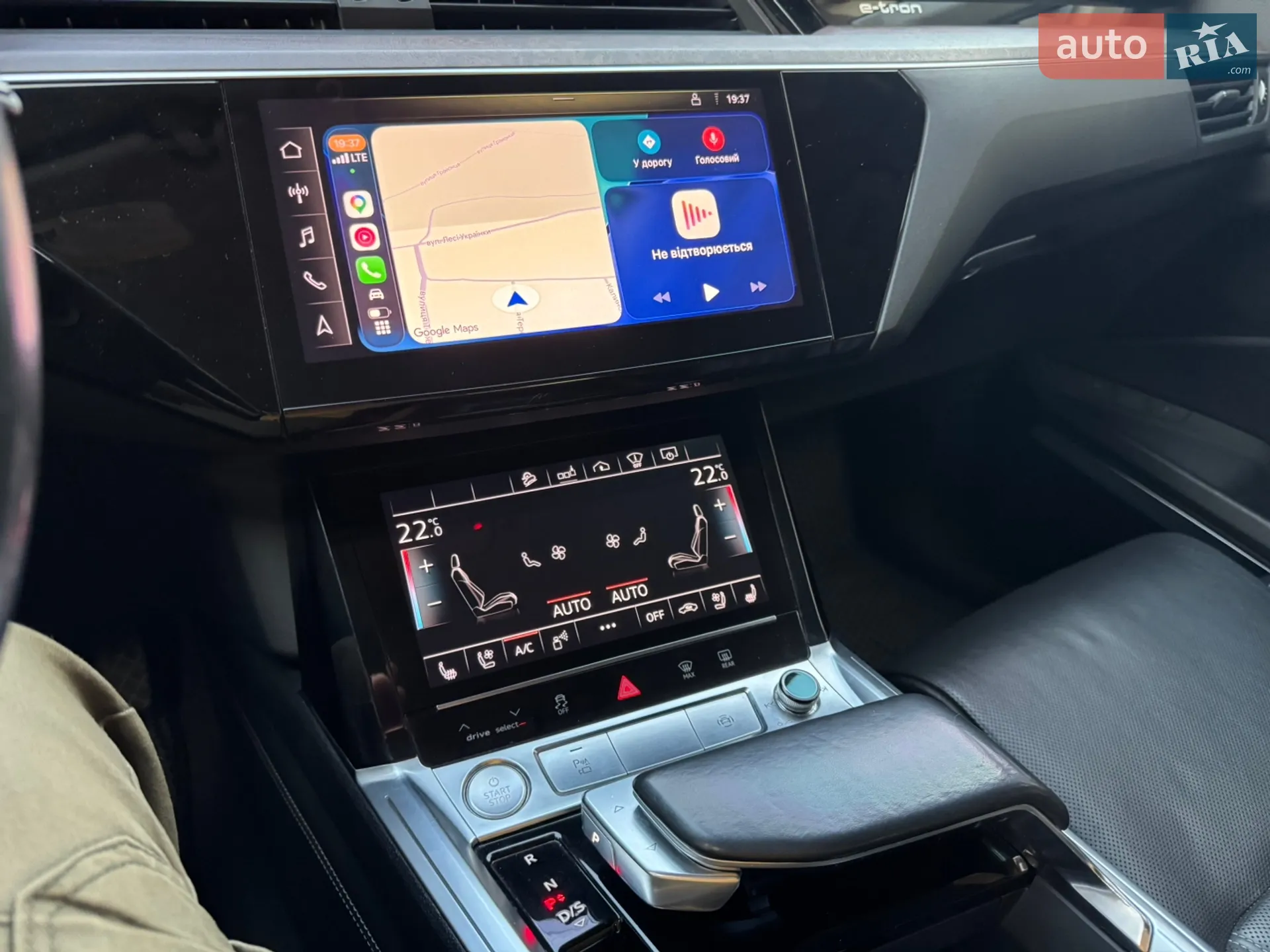 2019 Audi e-tron - мініатюра 23