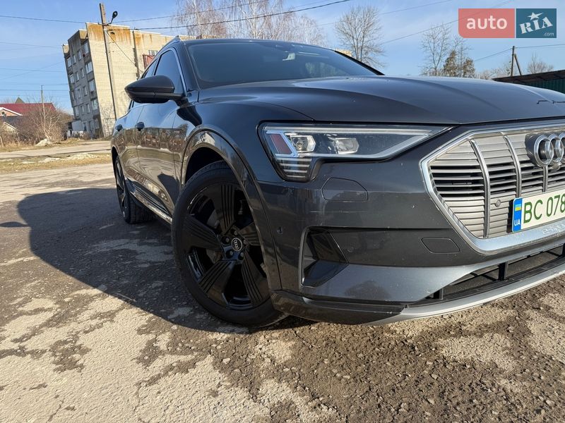 Внедорожник / Кроссовер Audi e-tron 2019 в Львове