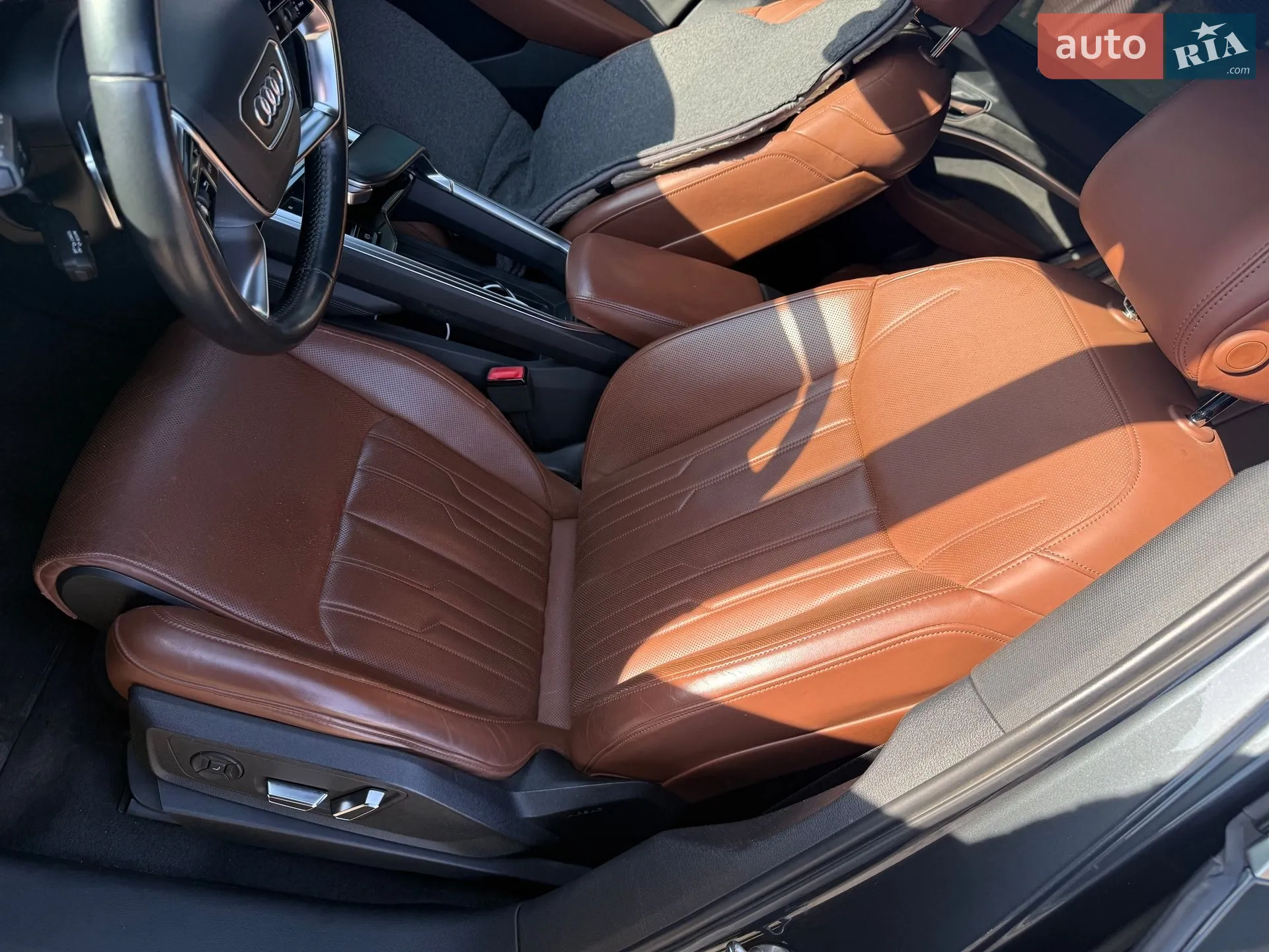 2019 Audi e-tron - мініатюра 26