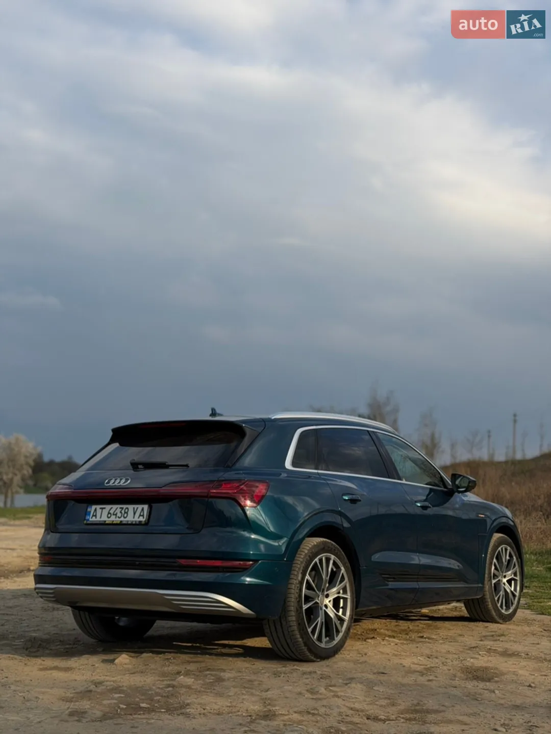 2019 Audi e-tron - мініатюра 2