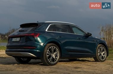 Позашляховик / Кросовер Audi e-tron 2019 в Коломиї