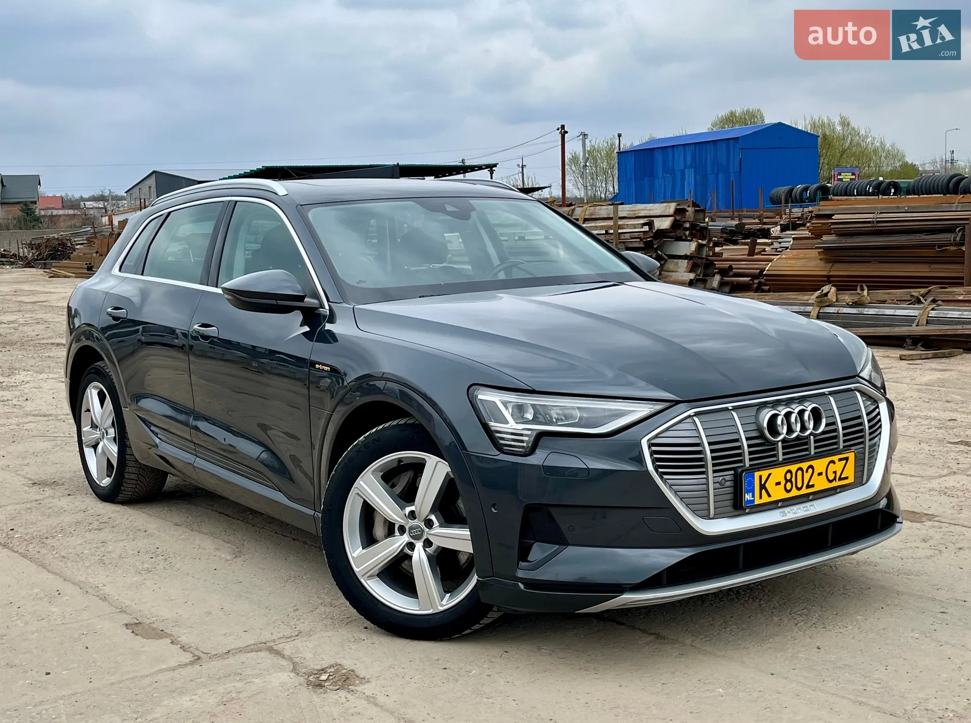 2020 Audi e-tron - мініатюра 2