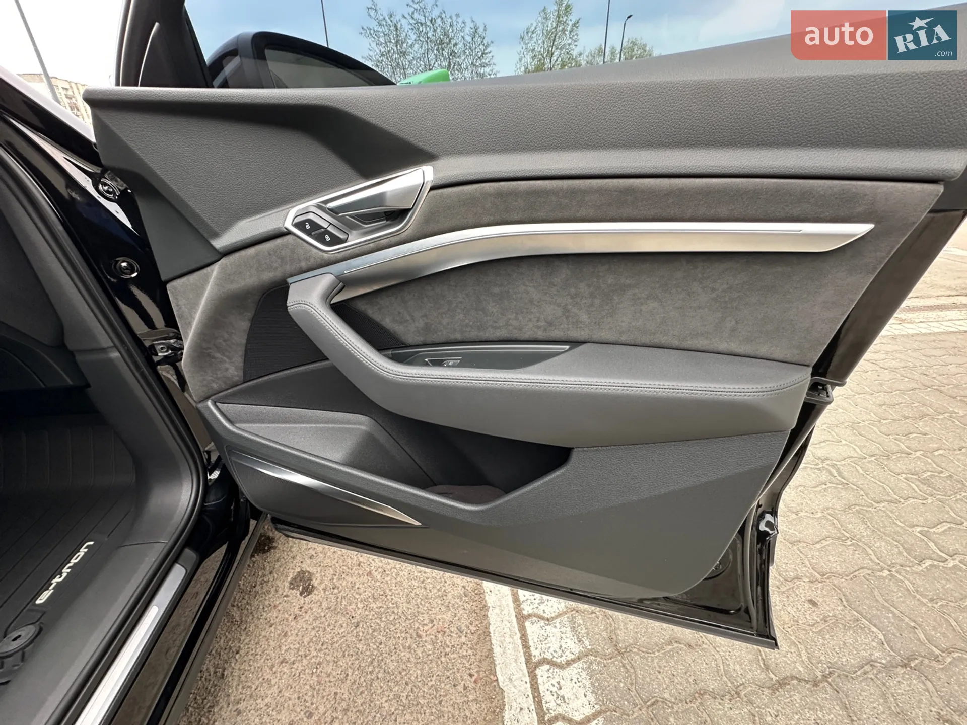 2019 Audi e-tron - мініатюра 41