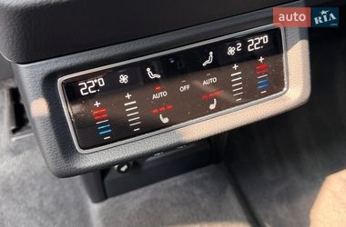 Внедорожник / Кроссовер Audi e-tron 2019 в Киеве