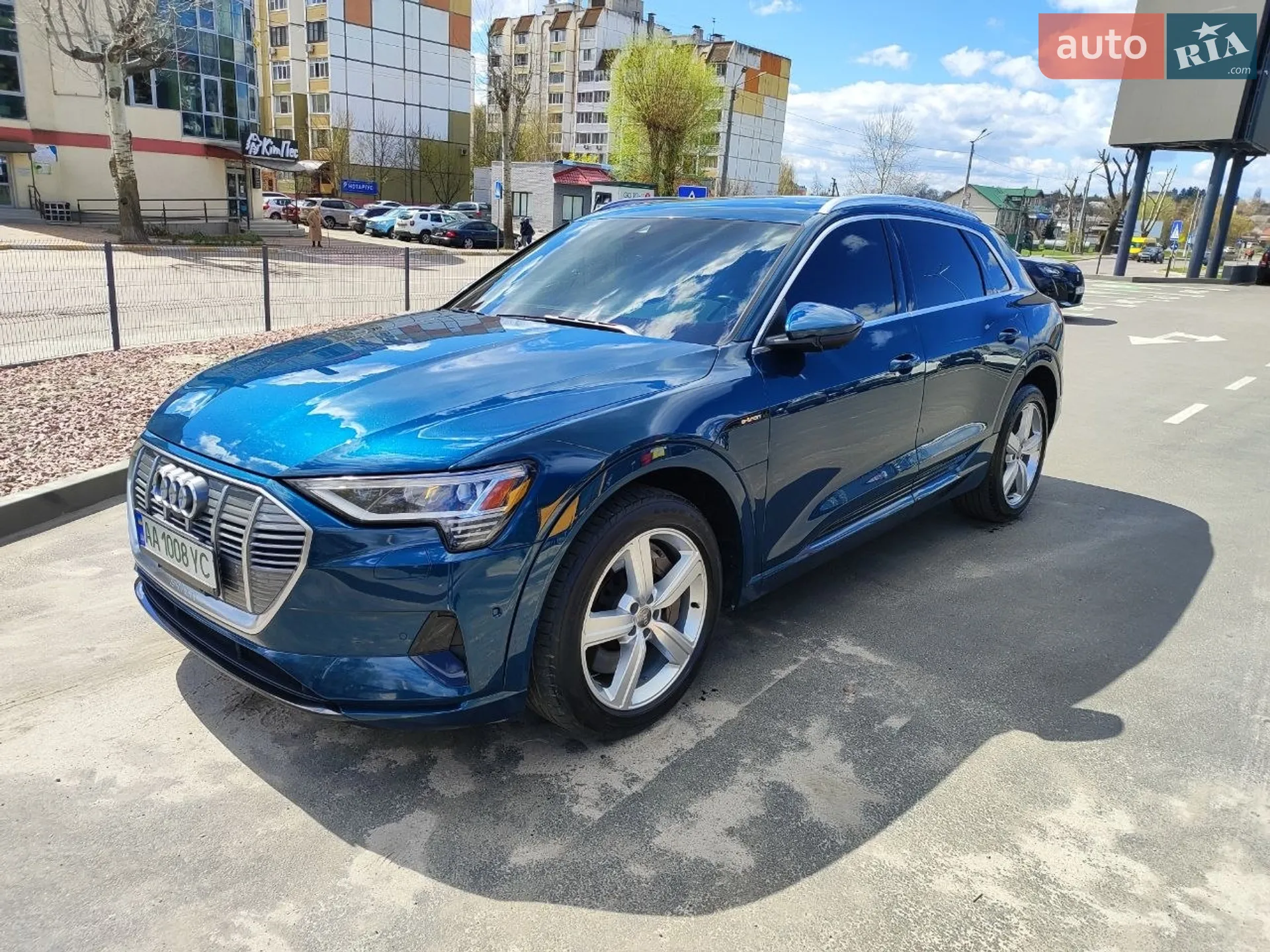 2019 Audi e-tron - фото 1