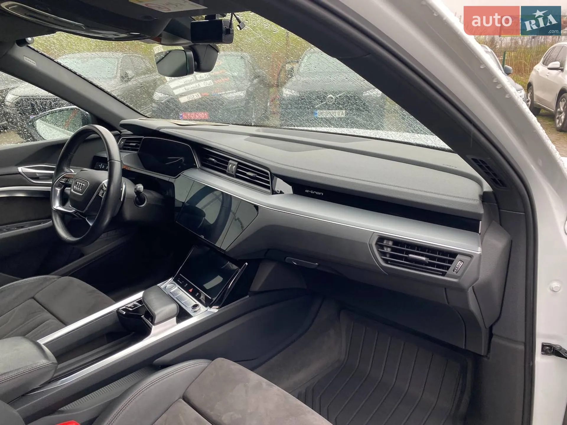 2018 Audi e-tron - мініатюра 9