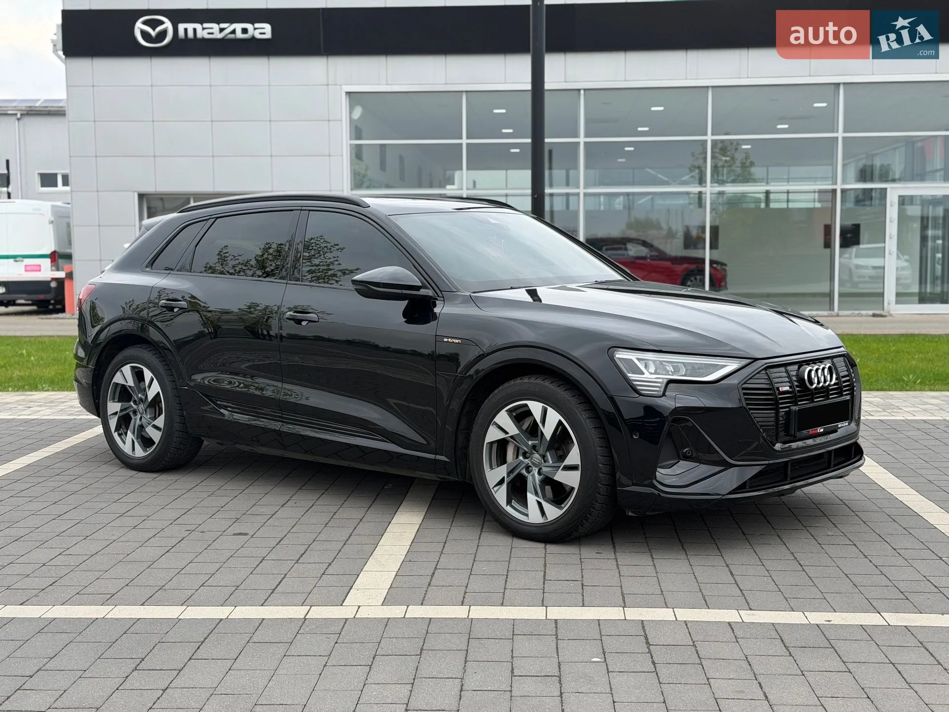 2019 Audi e-tron - мініатюра 6