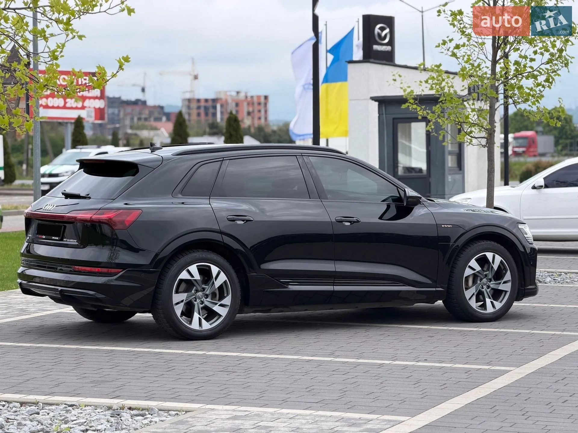 2019 Audi e-tron - мініатюра 9