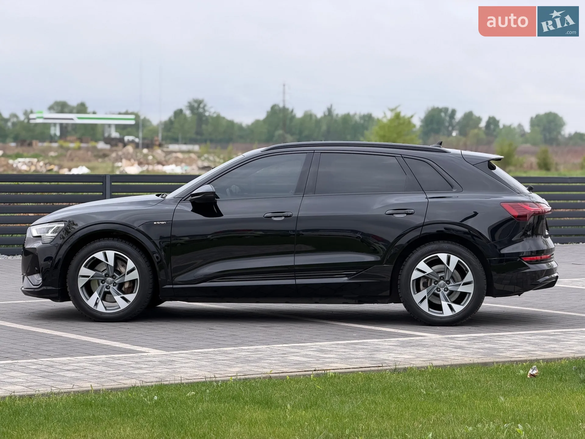 2019 Audi e-tron - мініатюра 15