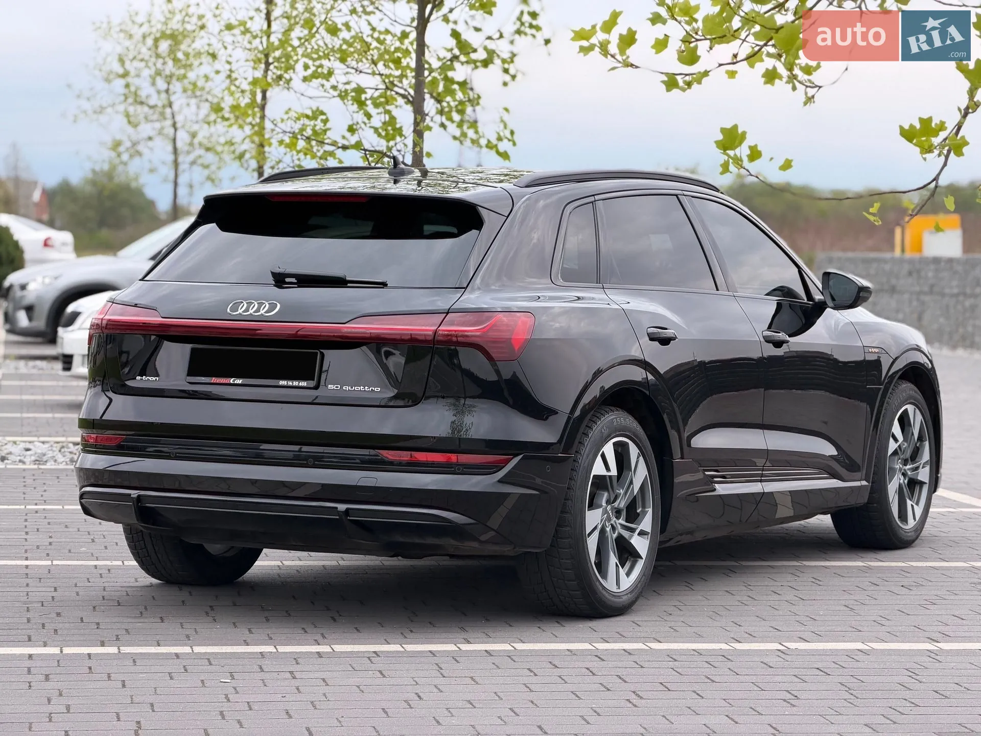 2019 Audi e-tron - мініатюра 12