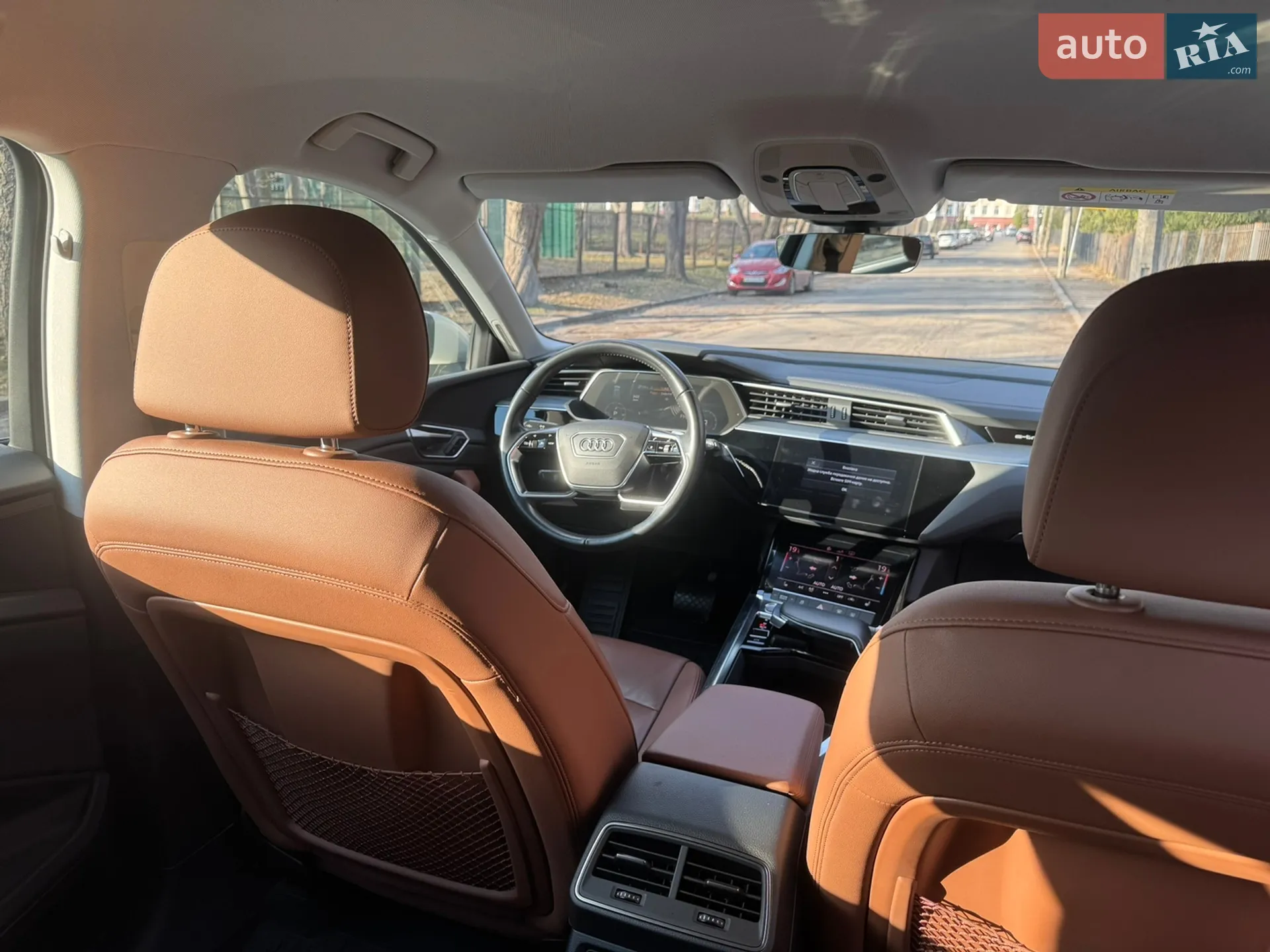 2019 Audi e-tron - мініатюра 17