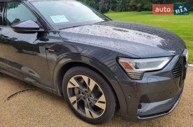 Внедорожник / Кроссовер Audi e-tron 2021 в Кицмани