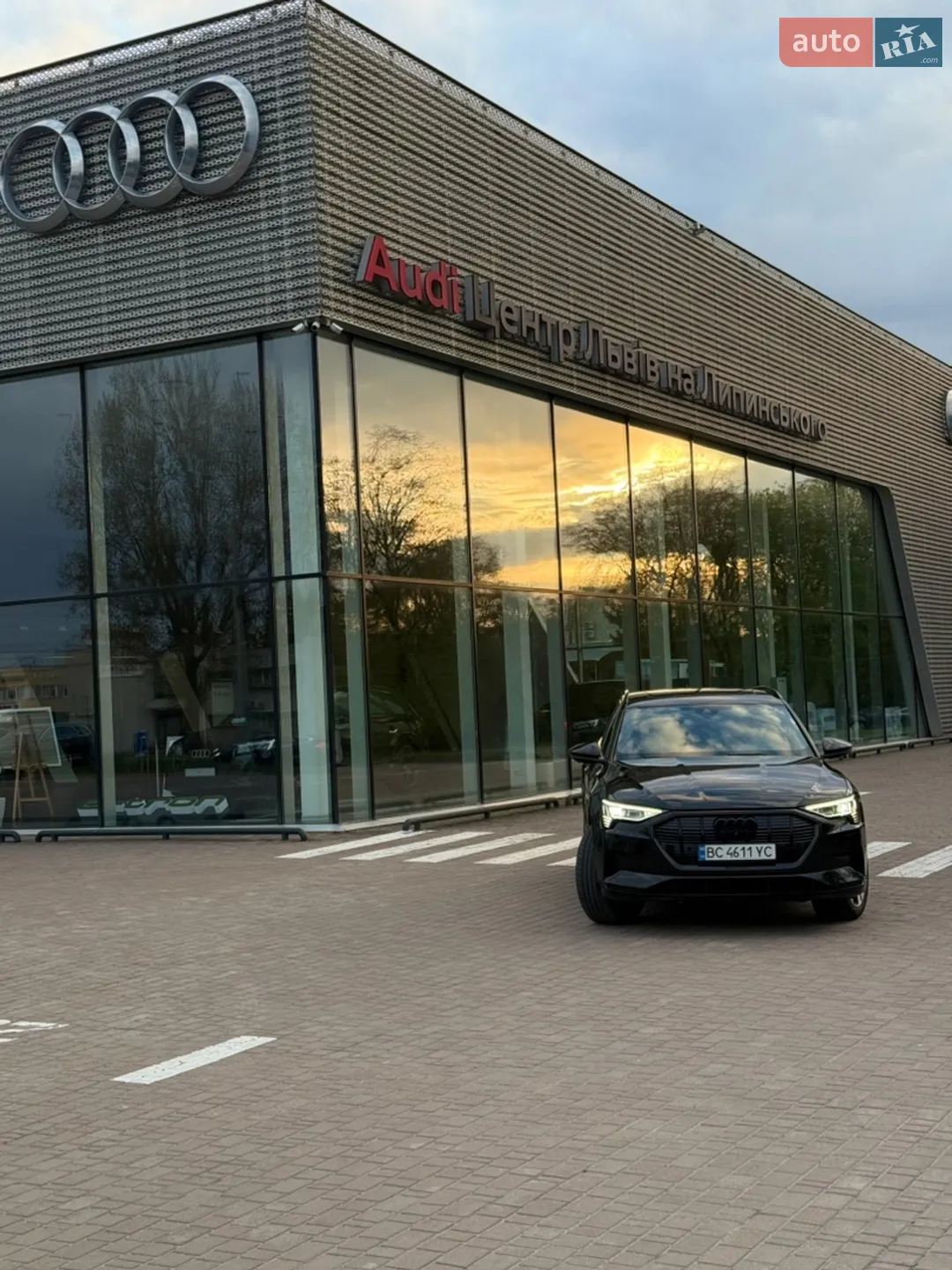 2022 Audi e-tron - мініатюра 12