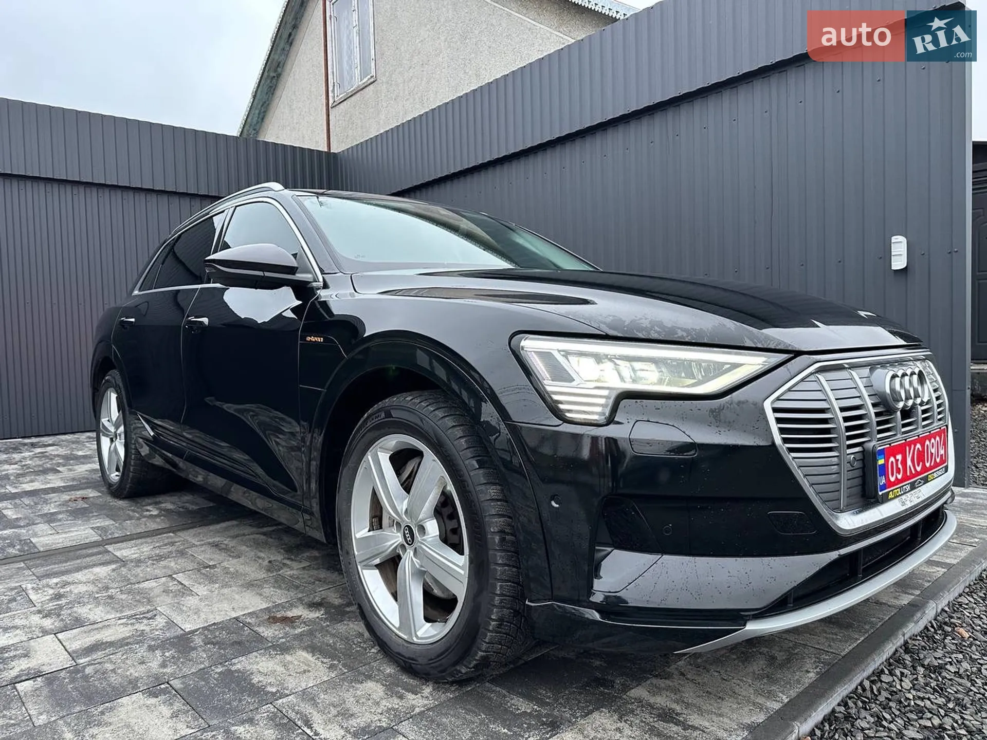 2020 Audi e-tron - мініатюра 11