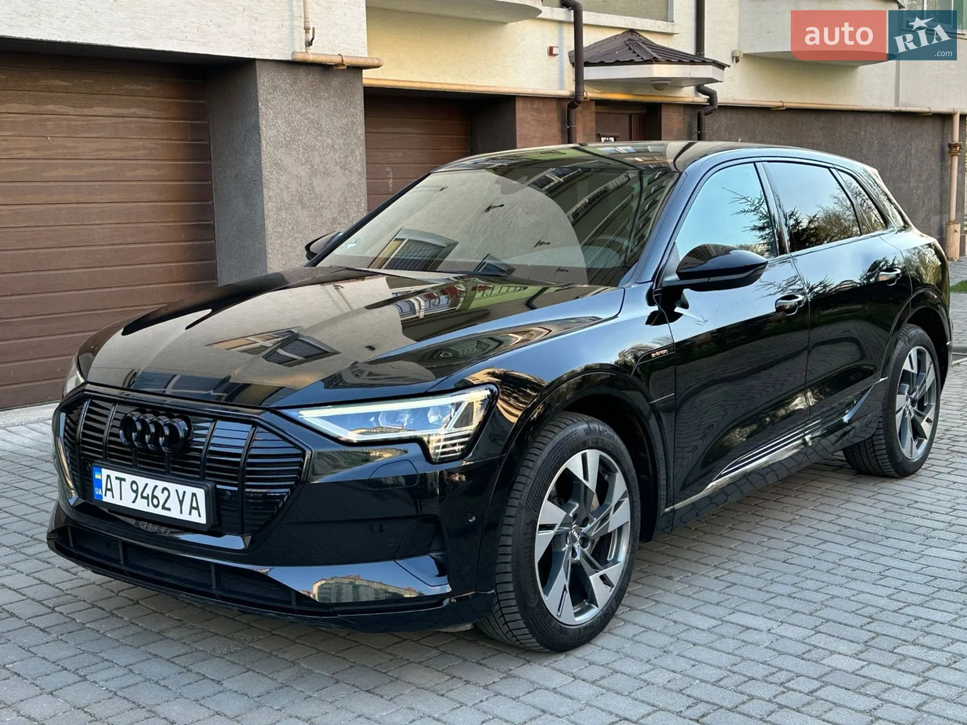 2019 Audi e-tron - мініатюра 2