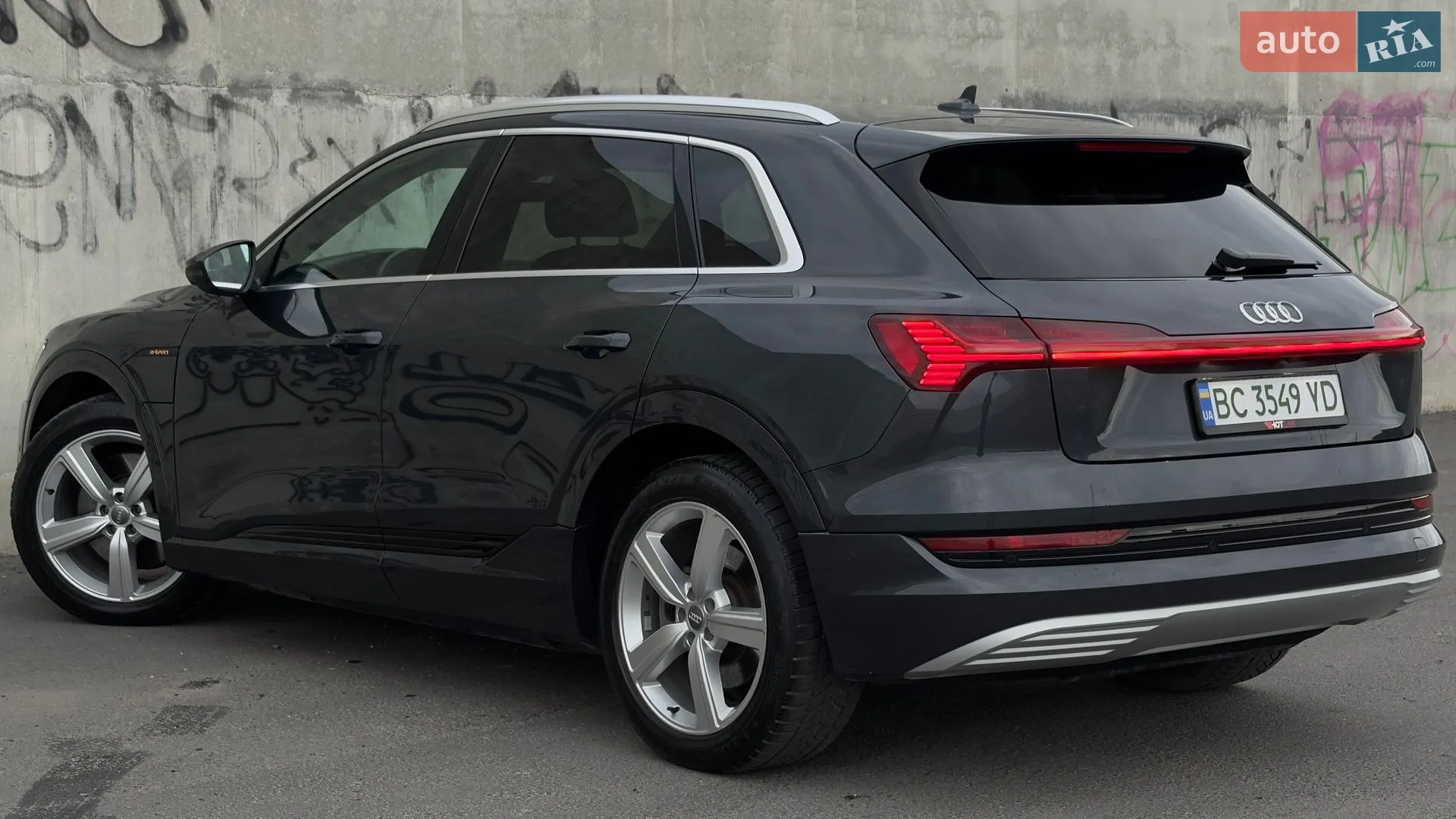 2020 Audi e-tron - мініатюра 19