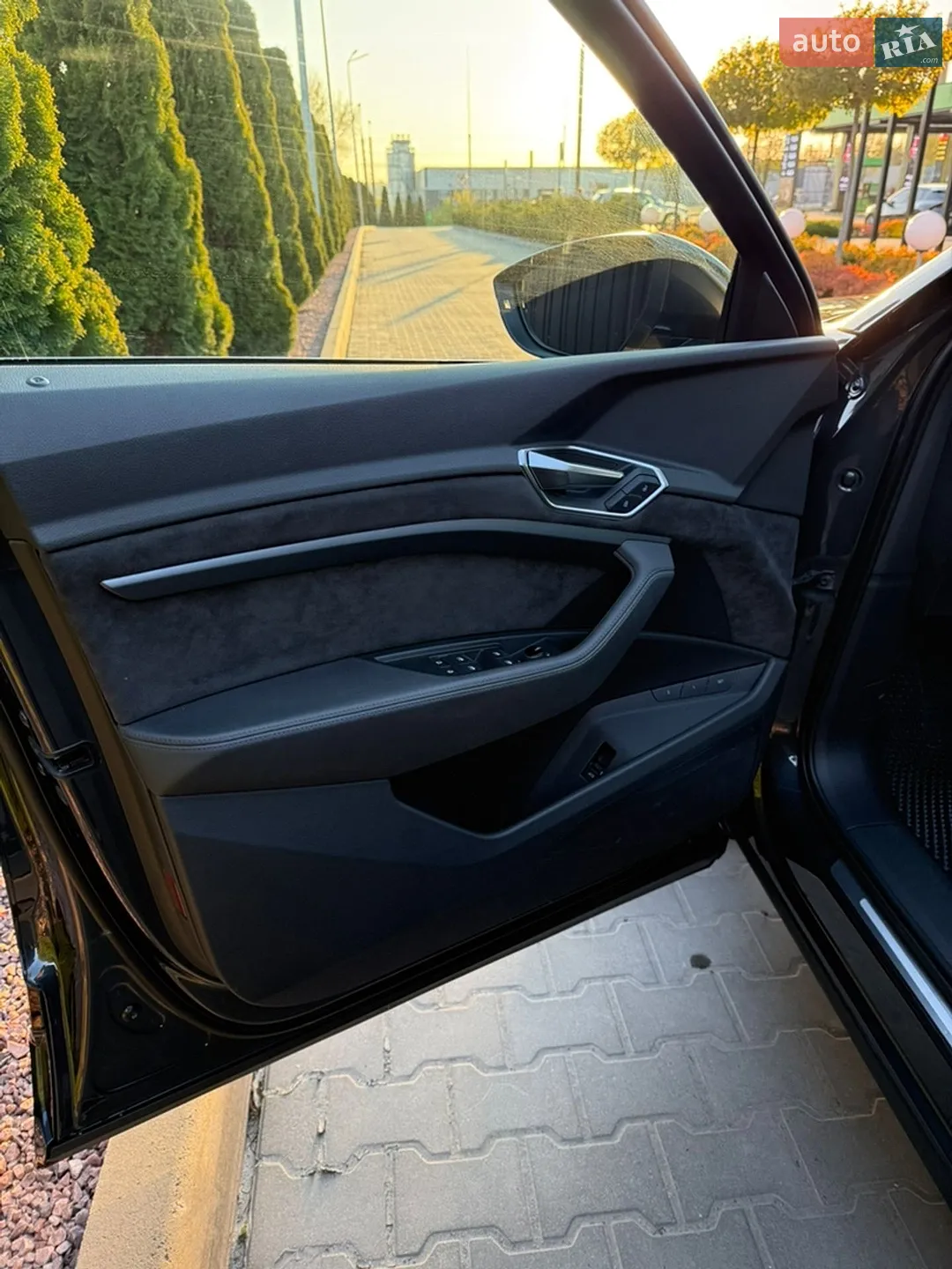 2019 Audi e-tron - мініатюра 30