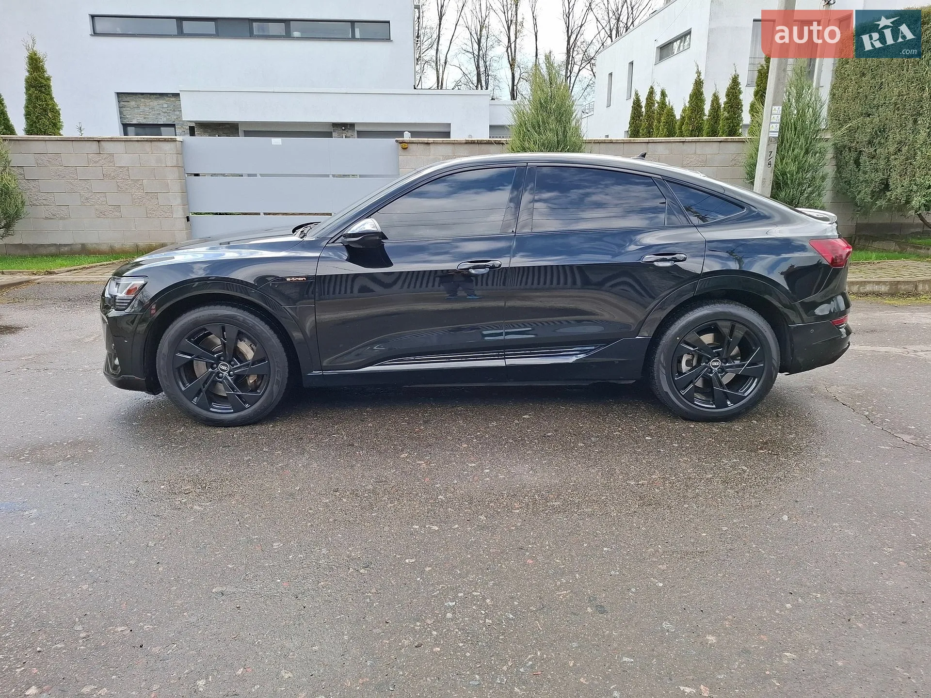 2021 Audi e-tron - мініатюра 2
