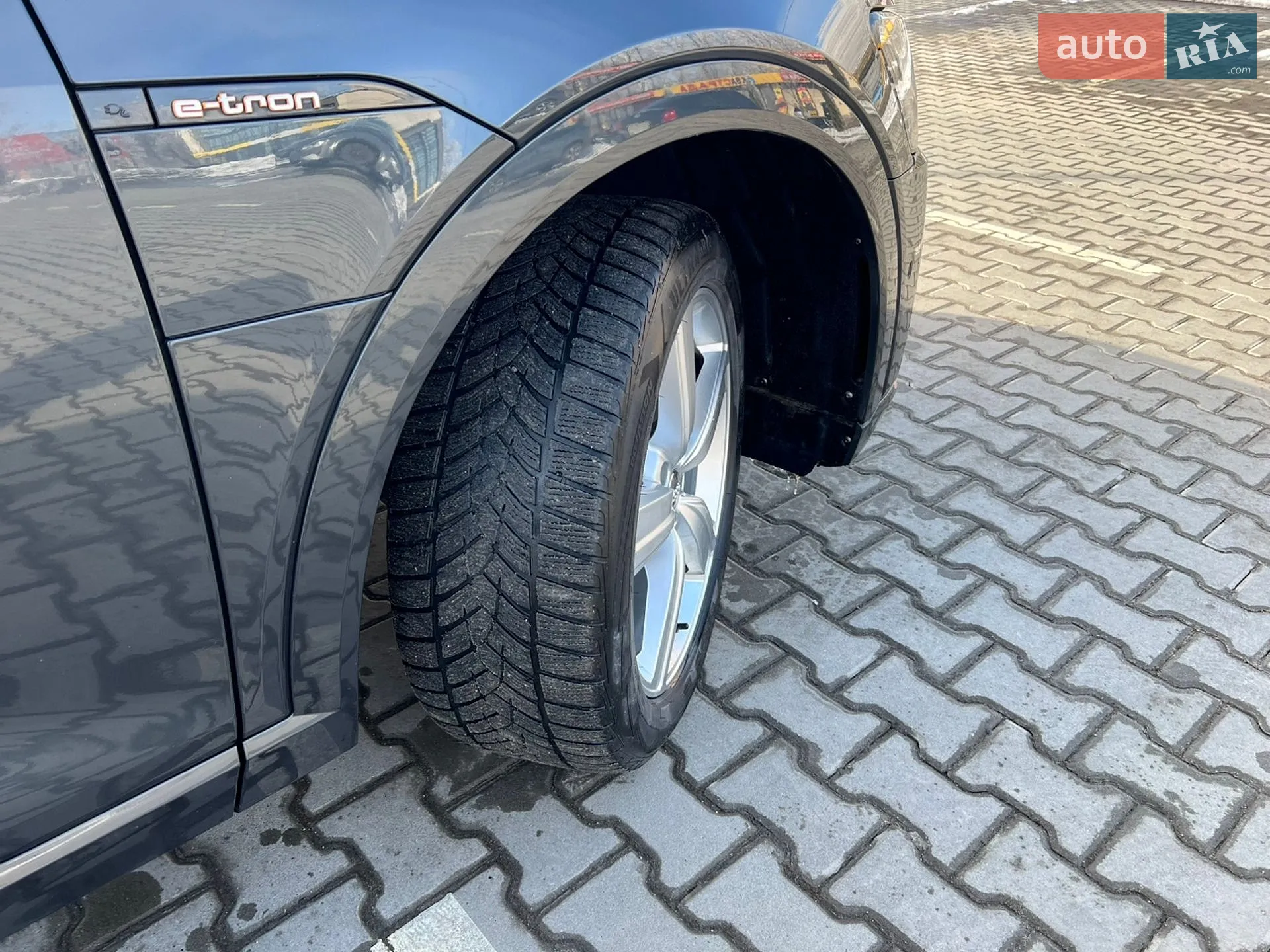 2019 Audi e-tron - мініатюра 3