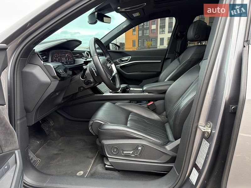 Внедорожник / Кроссовер Audi e-tron 2019 в Ровно