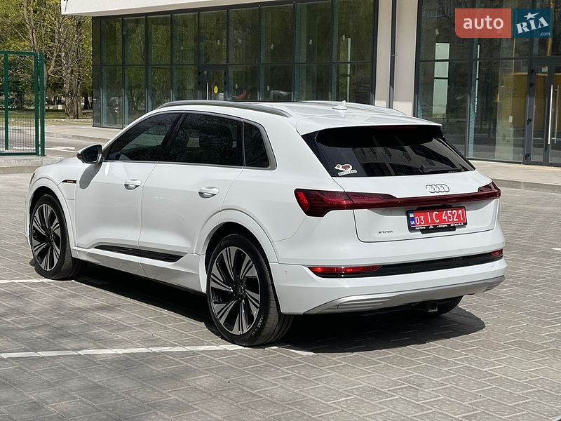 Внедорожник / Кроссовер Audi e-tron 2019 в Ровно