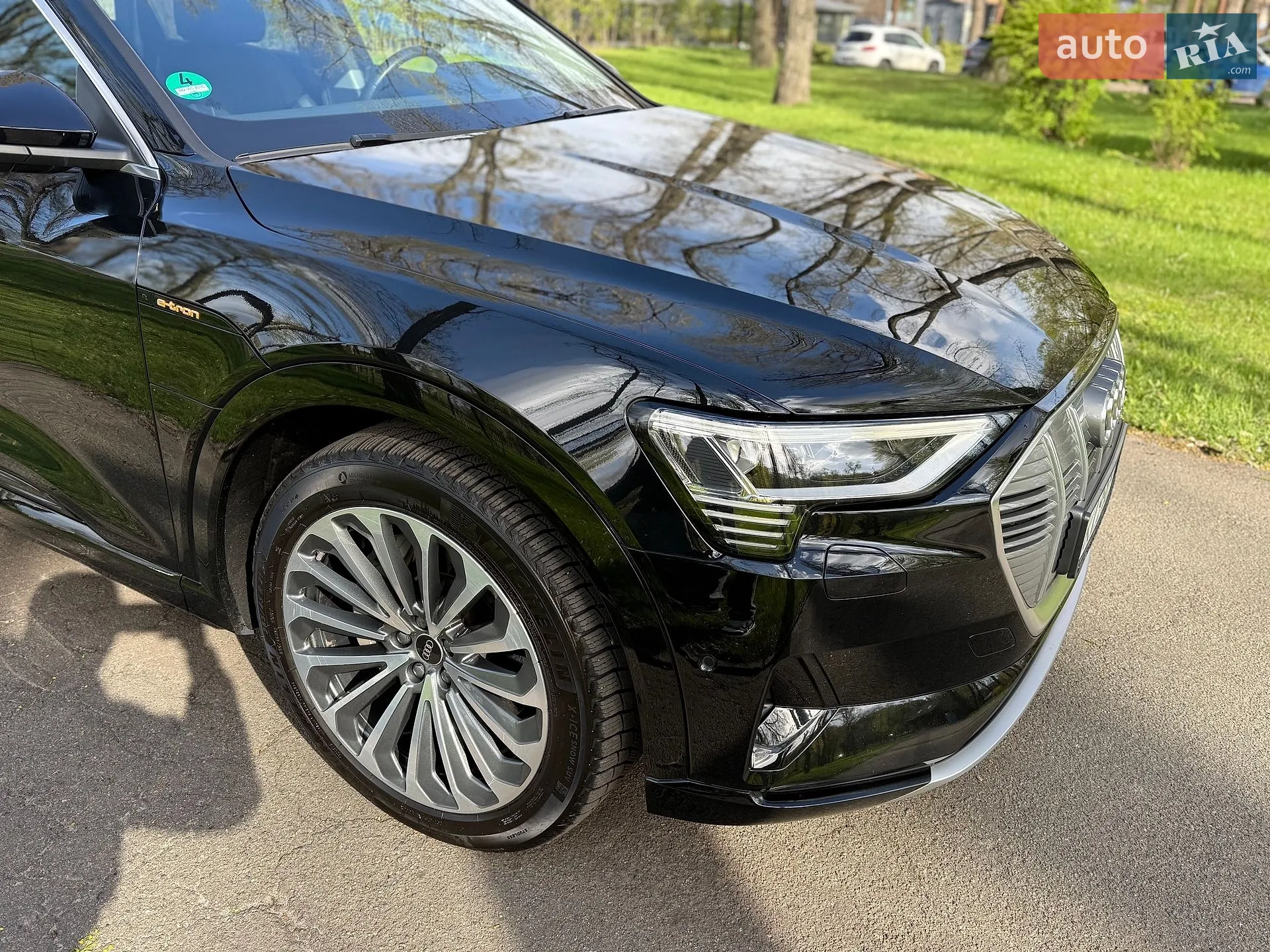2021 Audi e-tron - мініатюра 8