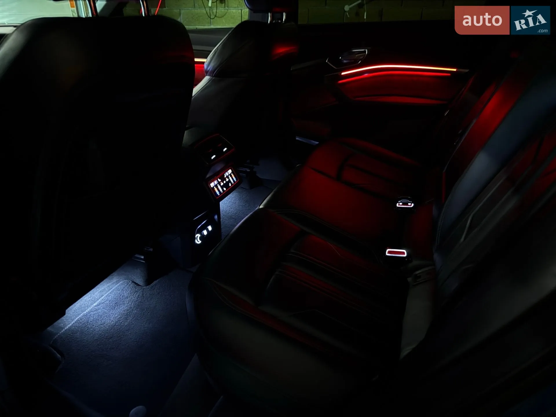 2019 Audi e-tron - мініатюра 41
