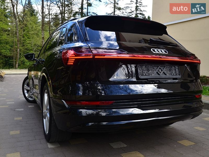 Внедорожник / Кроссовер Audi e-tron 2019 в Трускавце