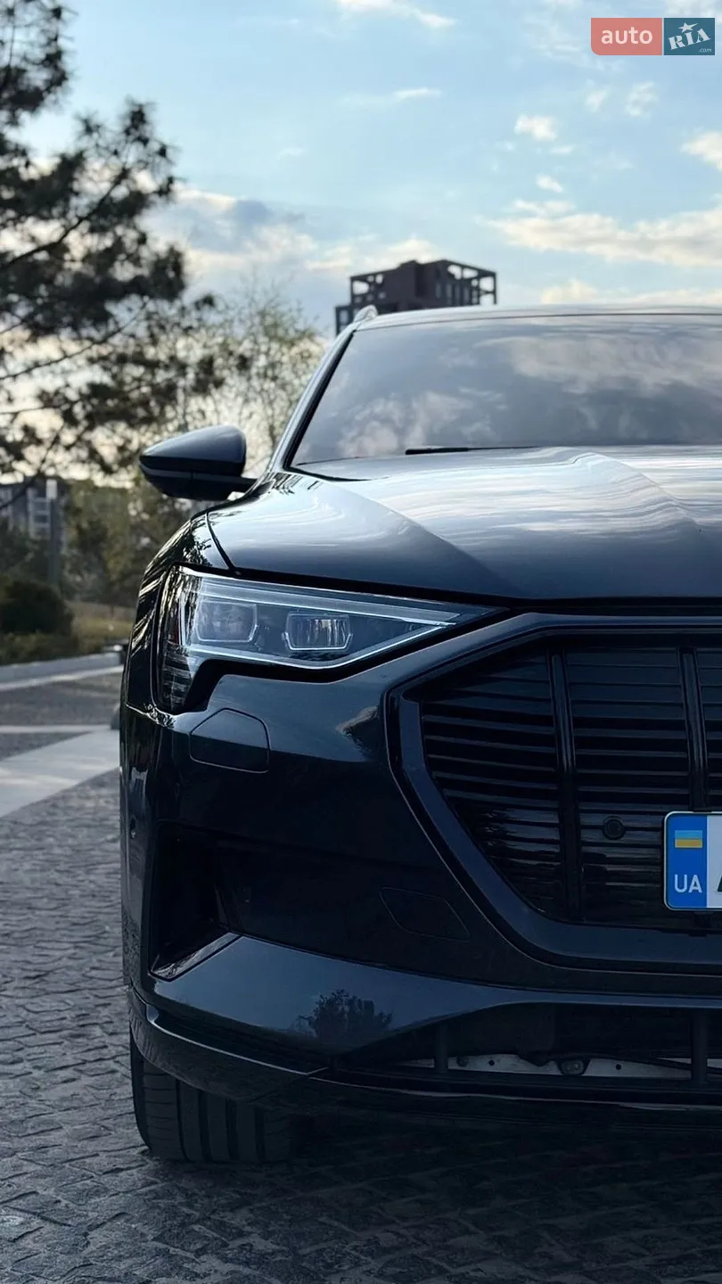 2022 Audi e-tron - мініатюра 13