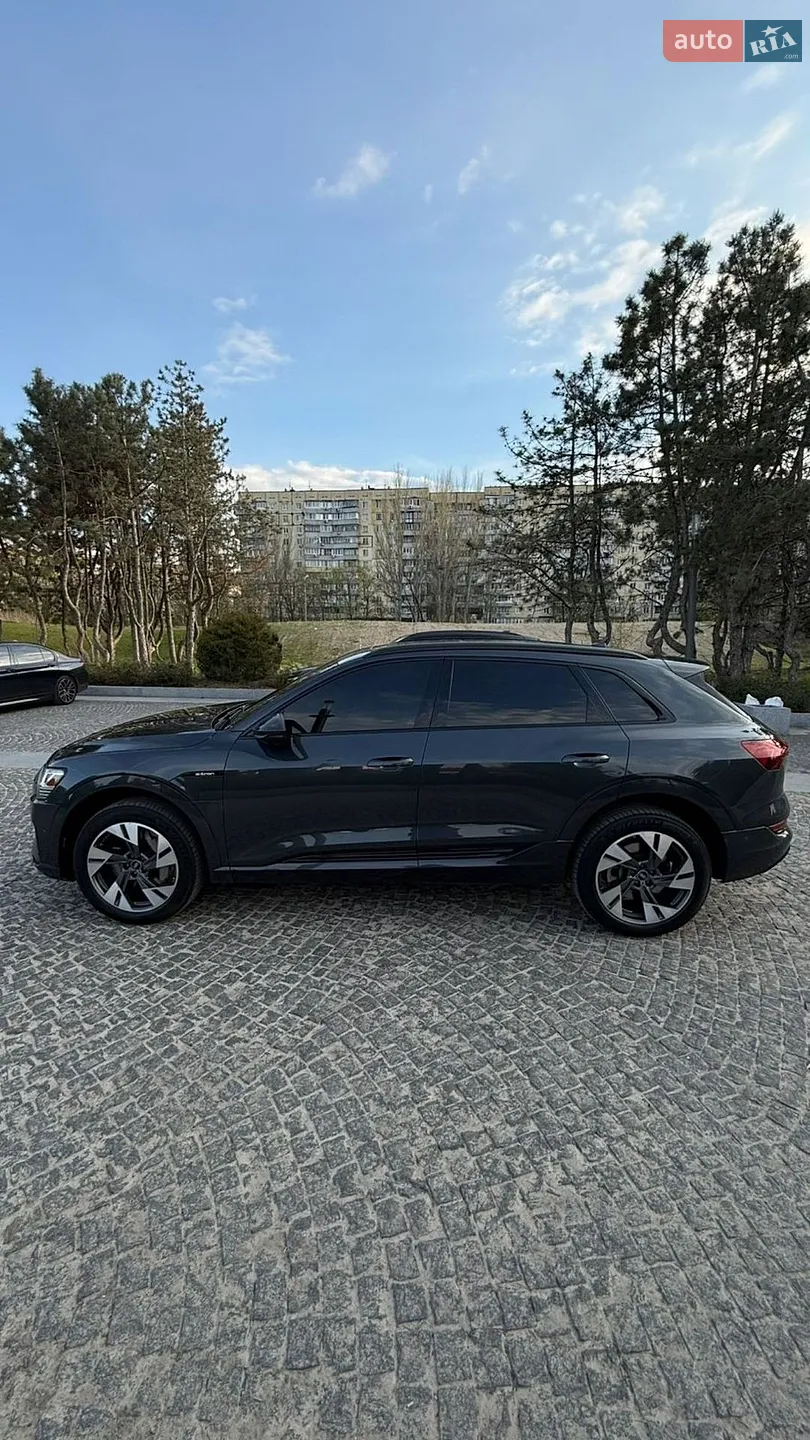 2022 Audi e-tron - мініатюра 79