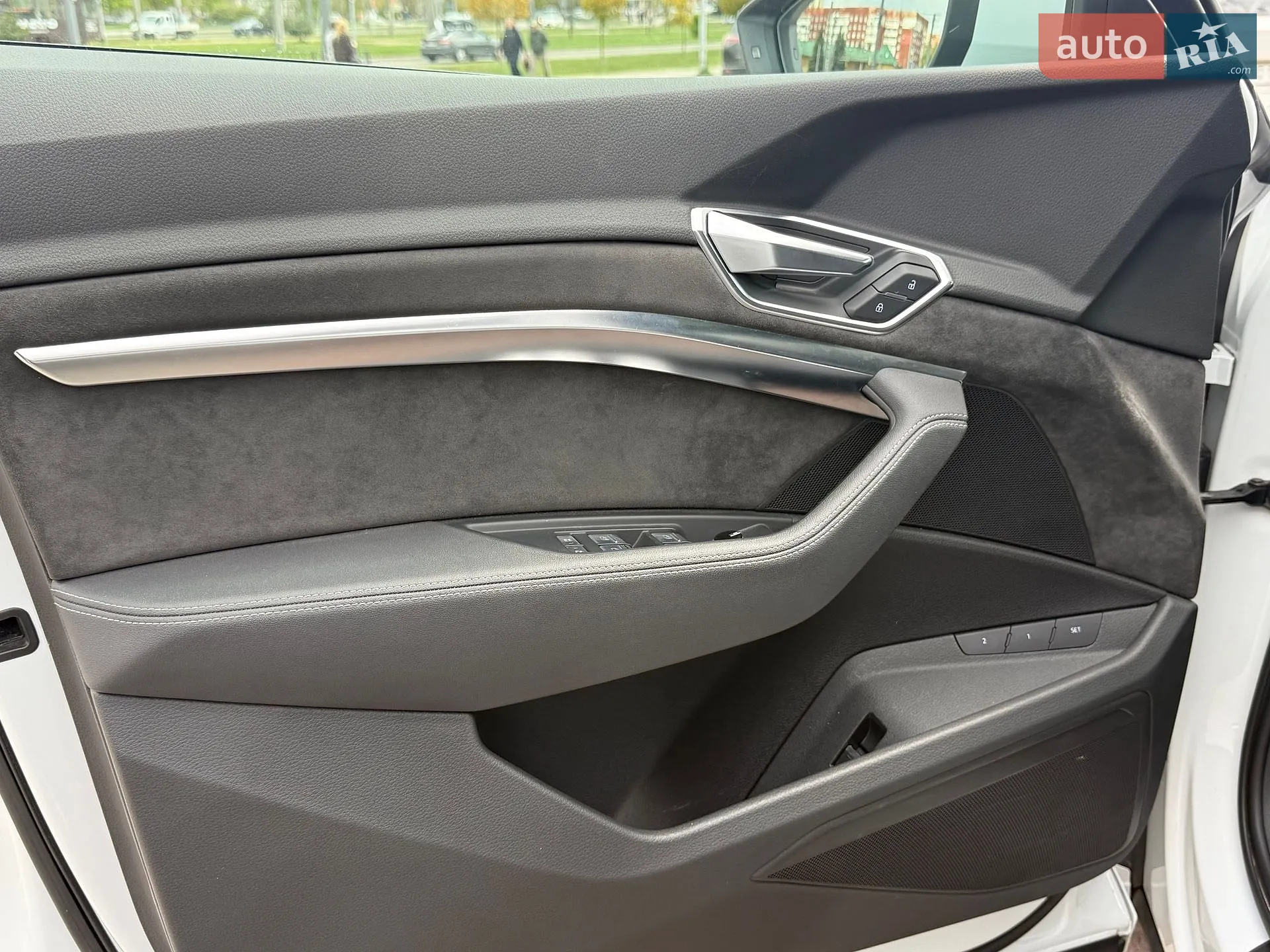 2019 Audi e-tron - мініатюра 27