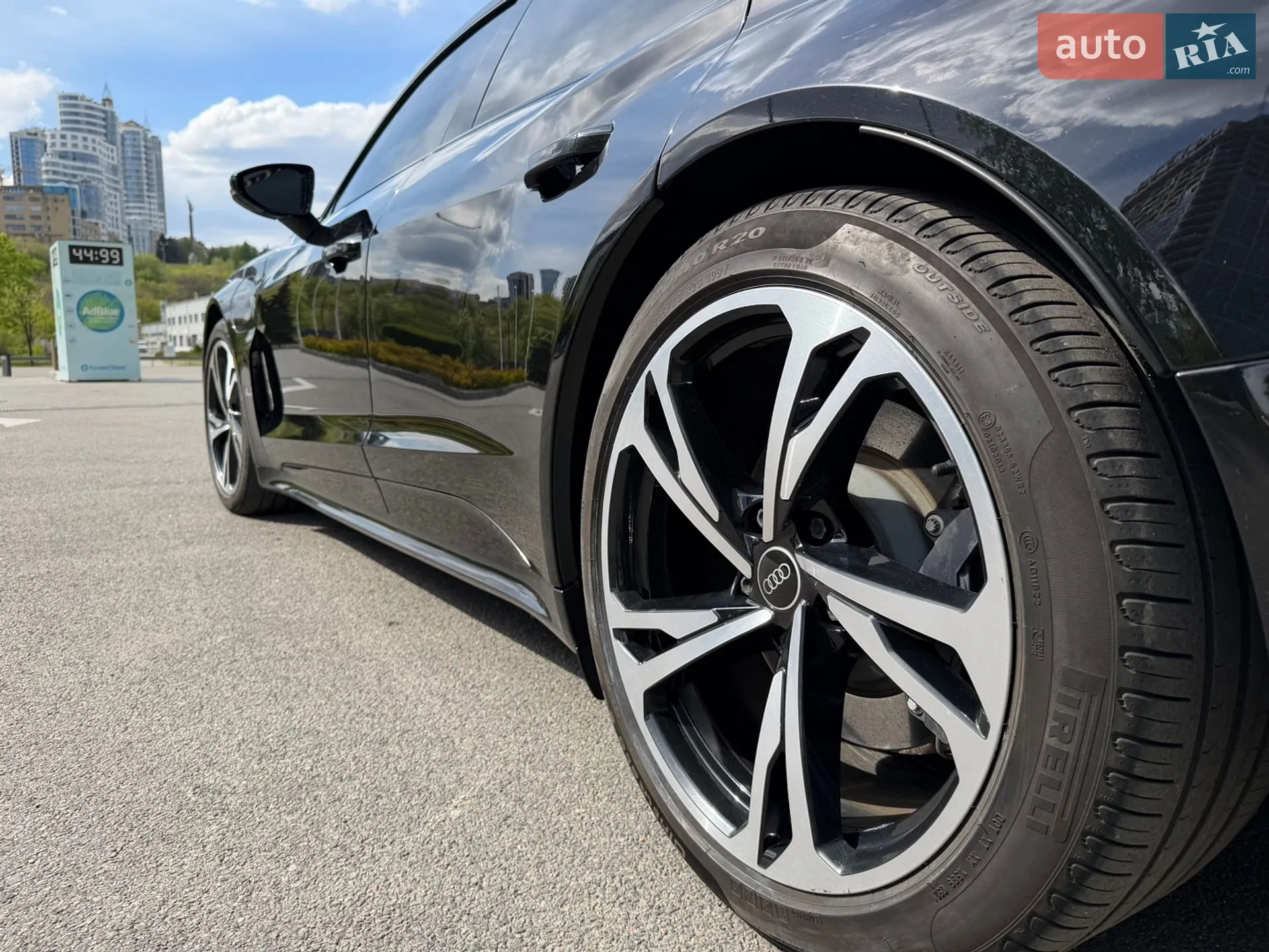 2021 Audi e-tron GT - мініатюра 5