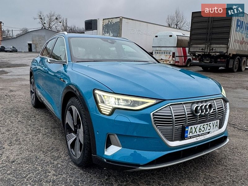 Внедорожник / Кроссовер Audi e-tron 2019 в Харькове