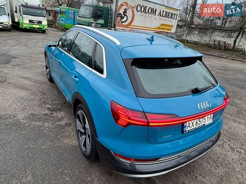 Внедорожник / Кроссовер Audi e-tron 2019 в Харькове