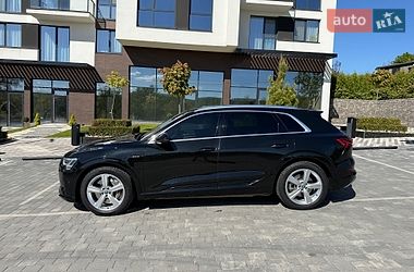 Внедорожник / Кроссовер Audi e-tron 2019 в Ужгороде
