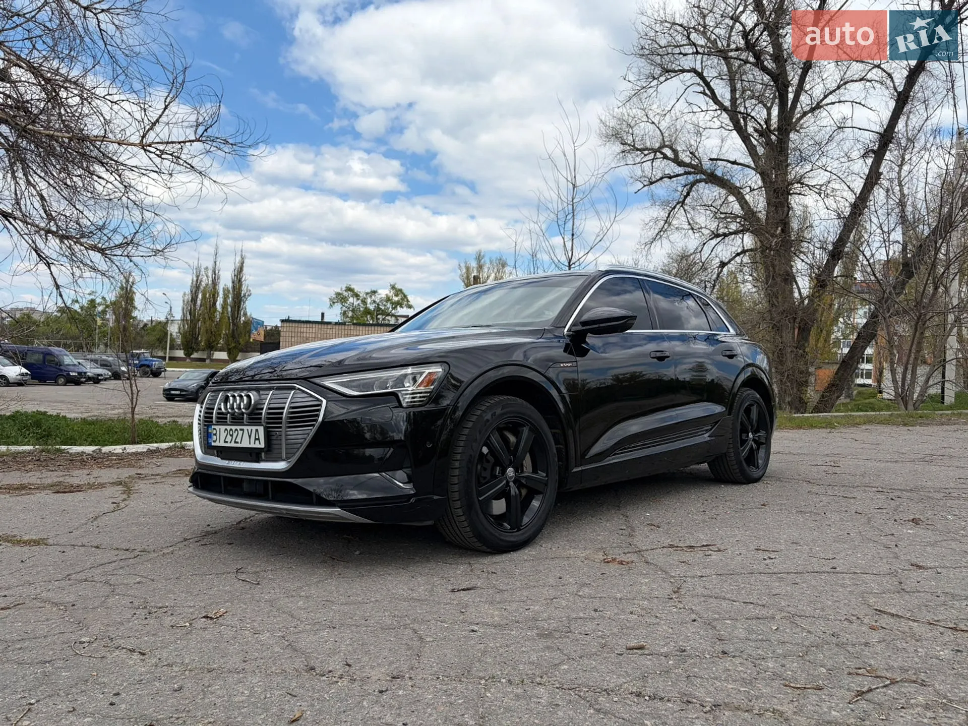 2019 Audi e-tron - мініатюра 2