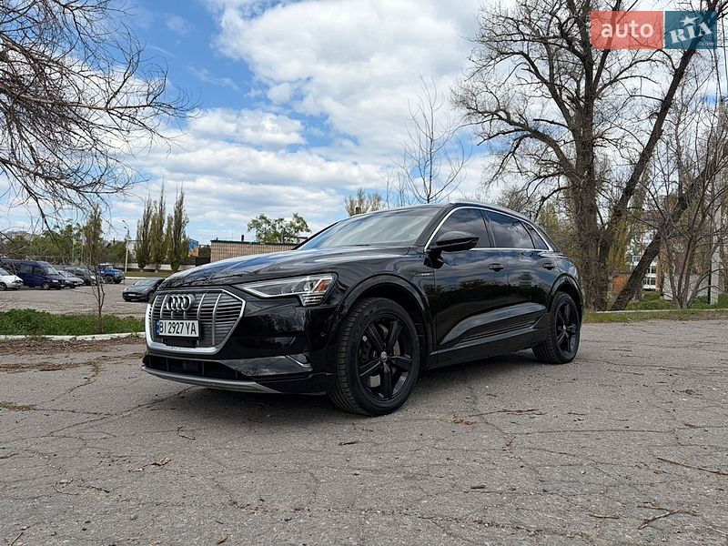 Внедорожник / Кроссовер Audi e-tron 2019 в Кременчуге