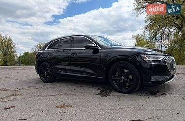 Внедорожник / Кроссовер Audi e-tron 2019 в Кременчуге