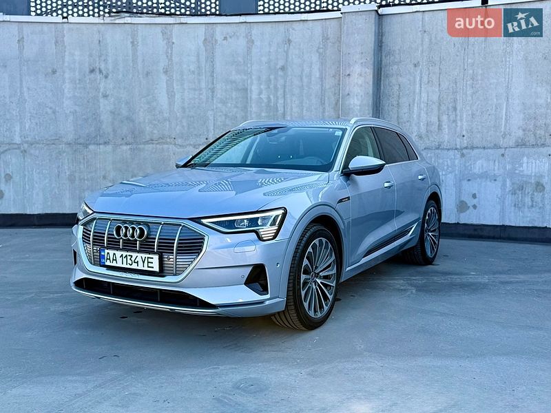 Внедорожник / Кроссовер Audi e-tron 2021 в Киеве фото 13 Внедорожник / Кроссовер Audi e-tron 2021 в Киеве