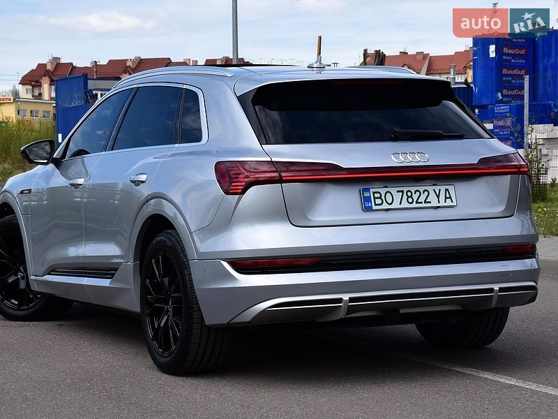 Внедорожник / Кроссовер Audi e-tron 2020 в Дрогобыче