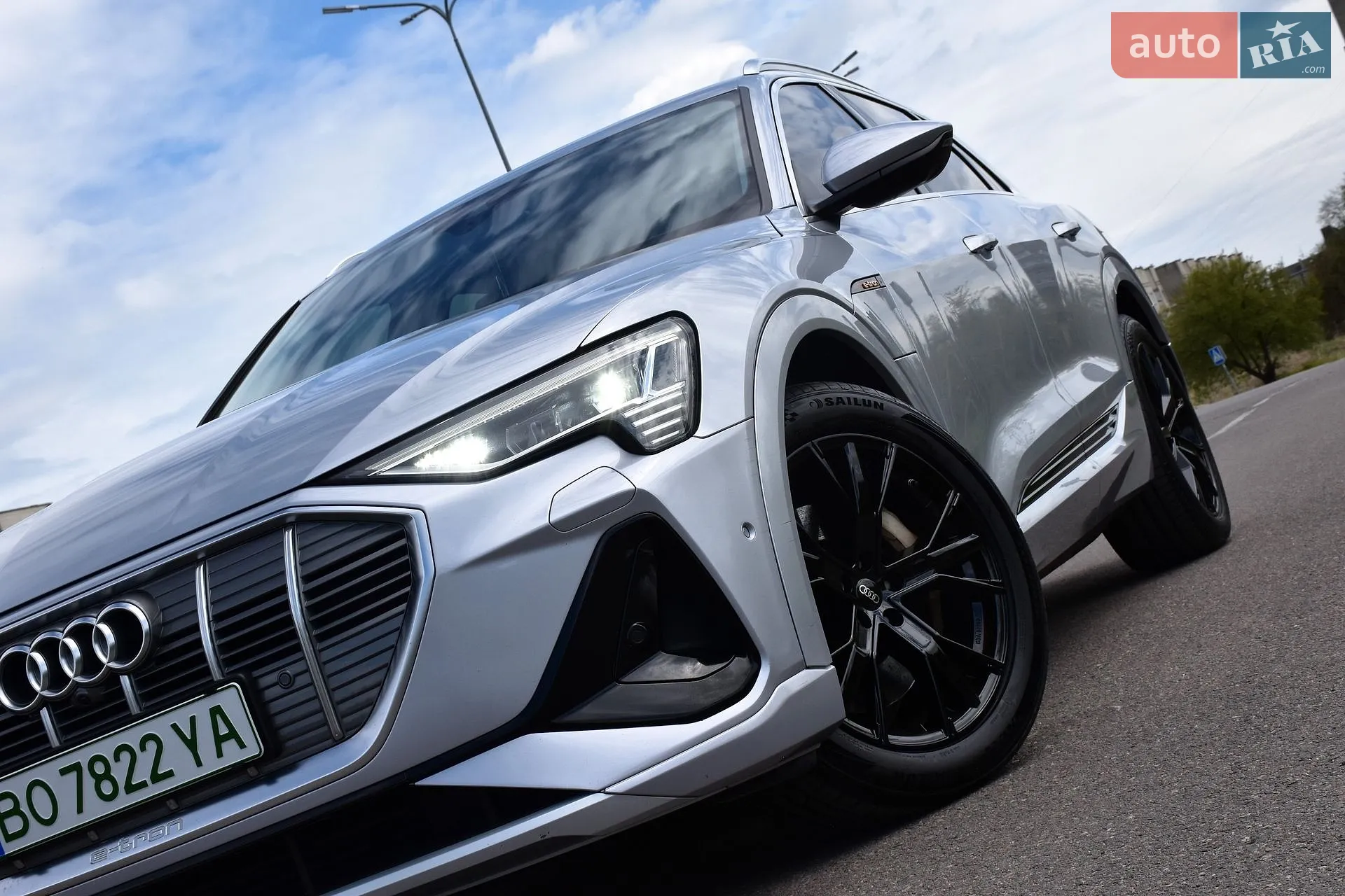 2020 Audi e-tron - мініатюра 14