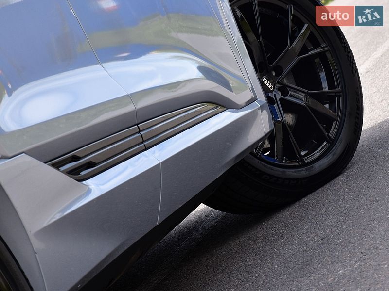 Внедорожник / Кроссовер Audi e-tron 2020 в Дрогобыче