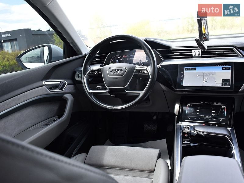 Внедорожник / Кроссовер Audi e-tron 2020 в Дрогобыче