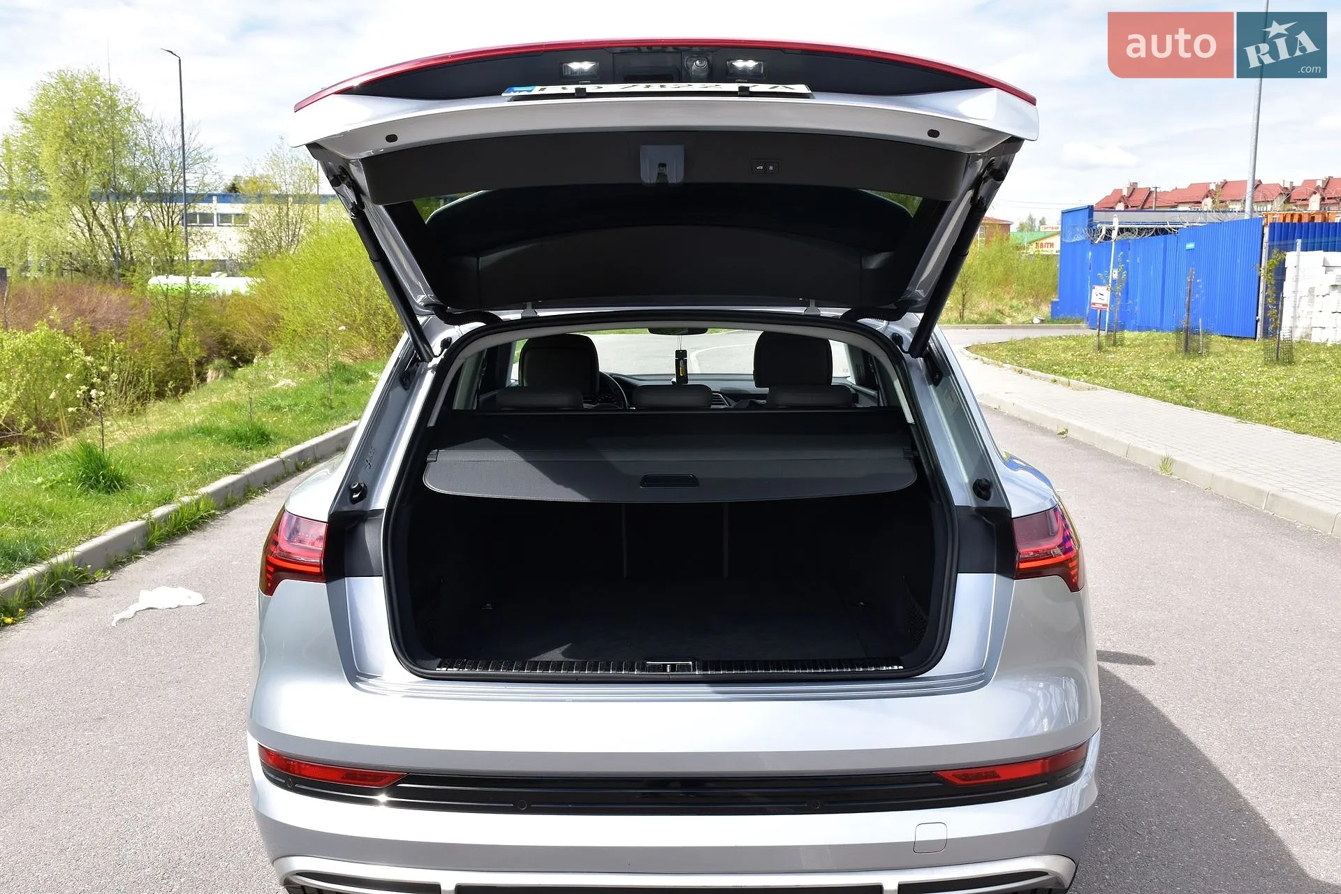 2020 Audi e-tron - мініатюра 63