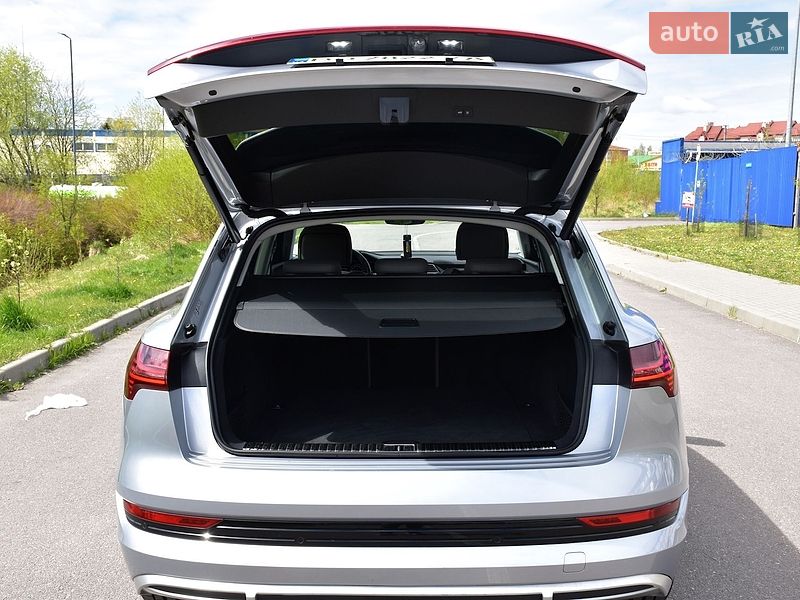 Внедорожник / Кроссовер Audi e-tron 2020 в Дрогобыче