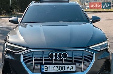 Внедорожник / Кроссовер Audi e-tron 2020 в Ивано-Франковске