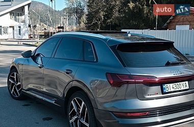 Внедорожник / Кроссовер Audi e-tron 2020 в Ивано-Франковске