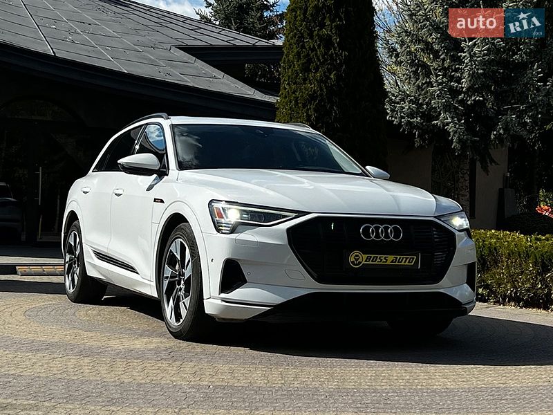 Audi e-tron 2021