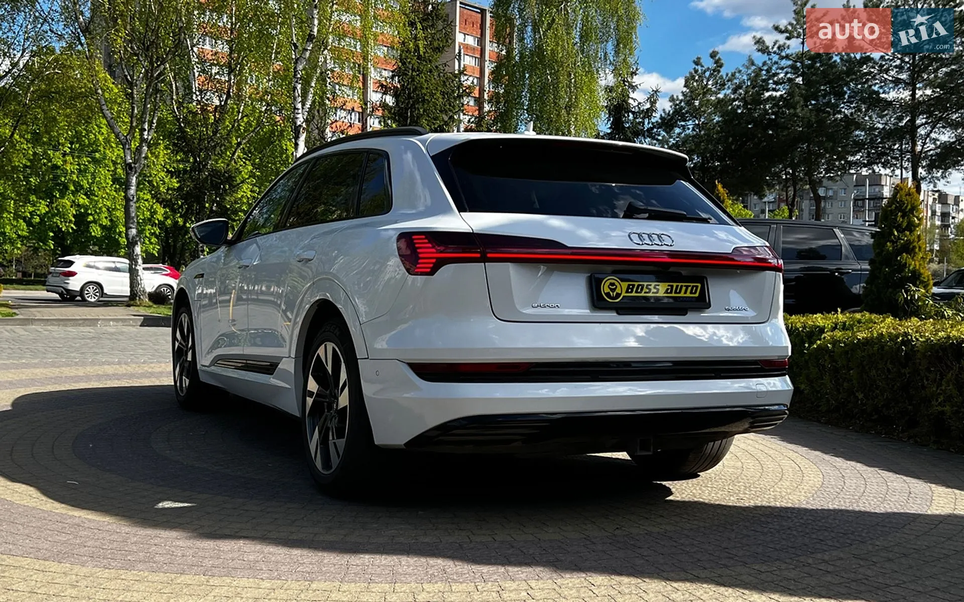 2021 Audi e-tron - мініатюра 5
